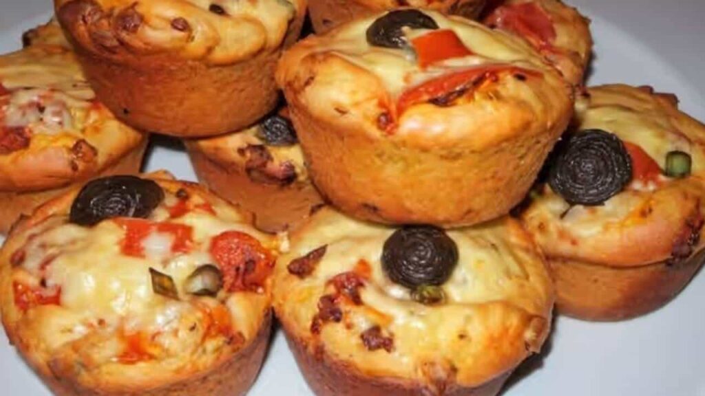 Receita de saborosos muffins de pizza